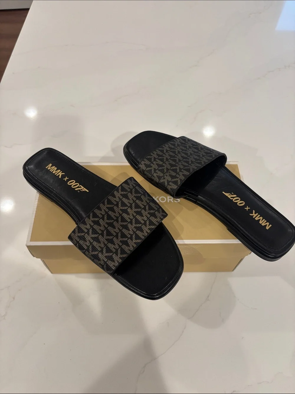Michael Kors Black Logo 007 Slide Sandals